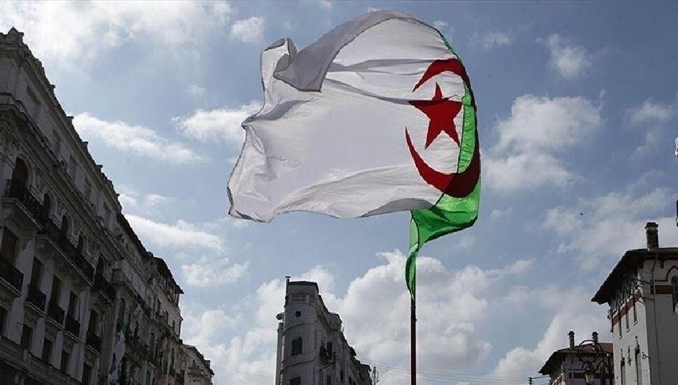 Cezayir’de kabinede kısmi değişiklik