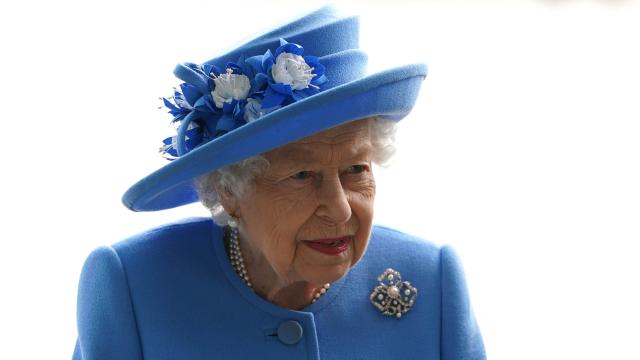 Kraliçe 2. Elizabeth, 2085 yılına kadar açılmayacak ‘gizli’ bir mektup bıraktı