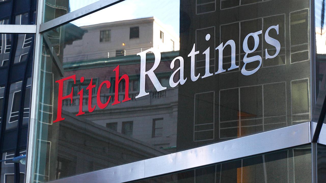 Fitch, Türkiye’nin kredi notunu yükseltti