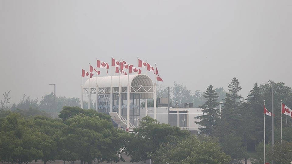 Toronto orman yangınlarının ardından dünyanın havası en kirli şehirleri arasına girdi