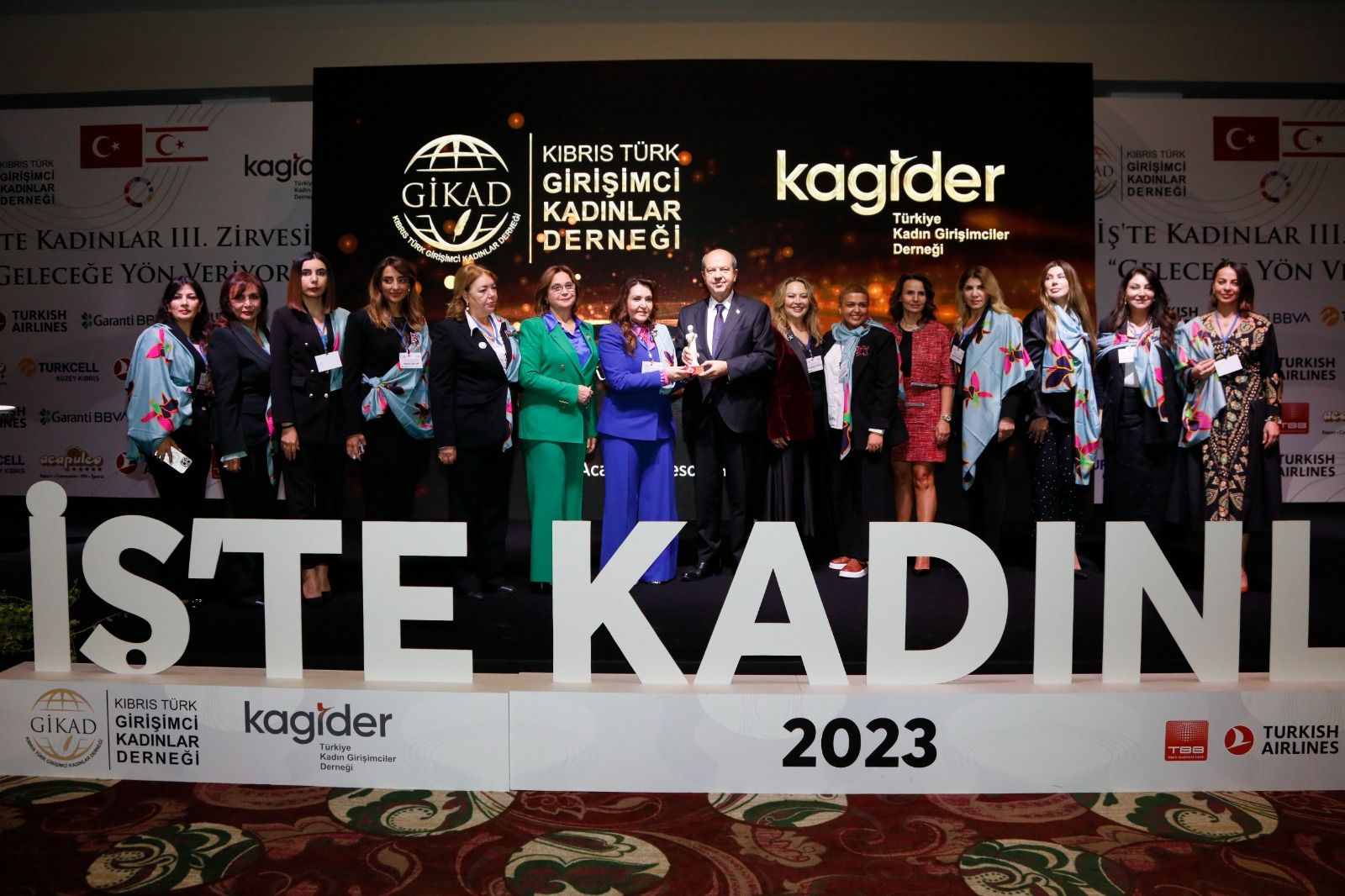 Cumhurbaşkanı Tatar:Girişimci kadınlarımızın emin adımlarla başarıya yürümeleri bize umut veriyor