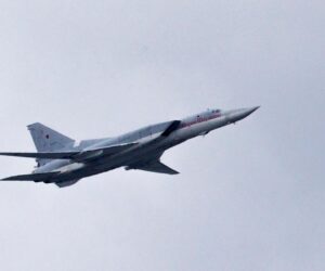 Rusya’da bombardıman uçağı düştü