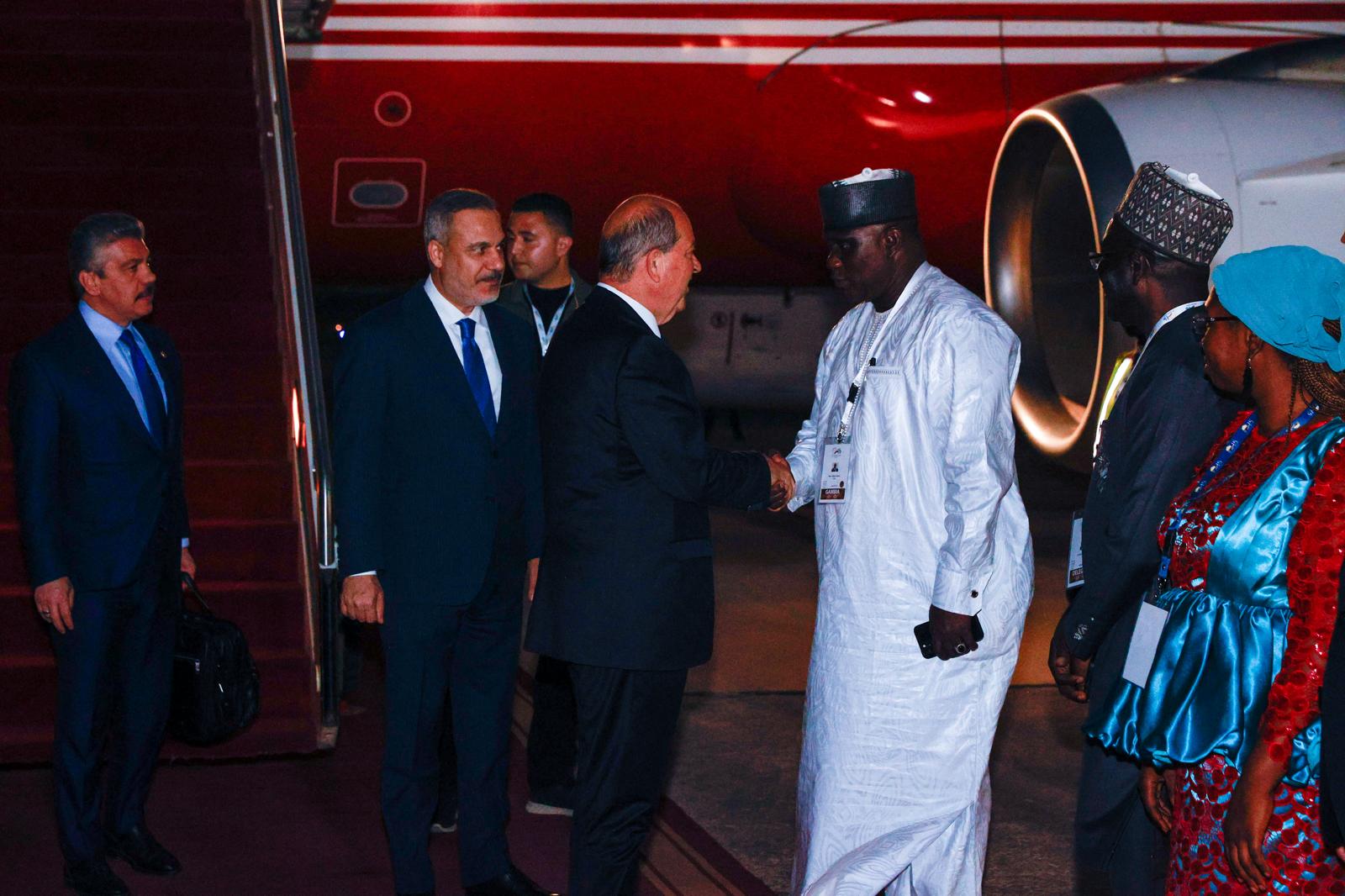 Cumhurbaşkanı Tatar, İİT 15. Devlet ve Hükümet Başkanları Zirvesi’ne katılmak üzere Gambiya’ya gitti