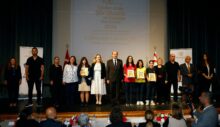Cumhurbaşkanı Ersin Tatar, eşi Sibel Tatar ile birlikte, “Liseler Arası Şiir Okuma Yazma Yarışması” etkinliğine katıldı