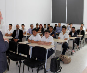 Ataoğlu, okullarda başlatılan çevre eğitimi seminerine katıldı