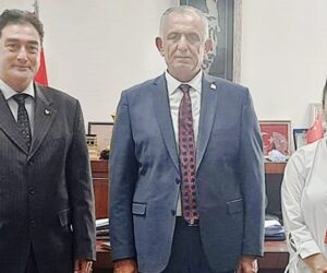 GAÜ Rektörü Prof. Dr. Yurtsever’den Bakan Çavuşoğlu’na nezaket ziyareti