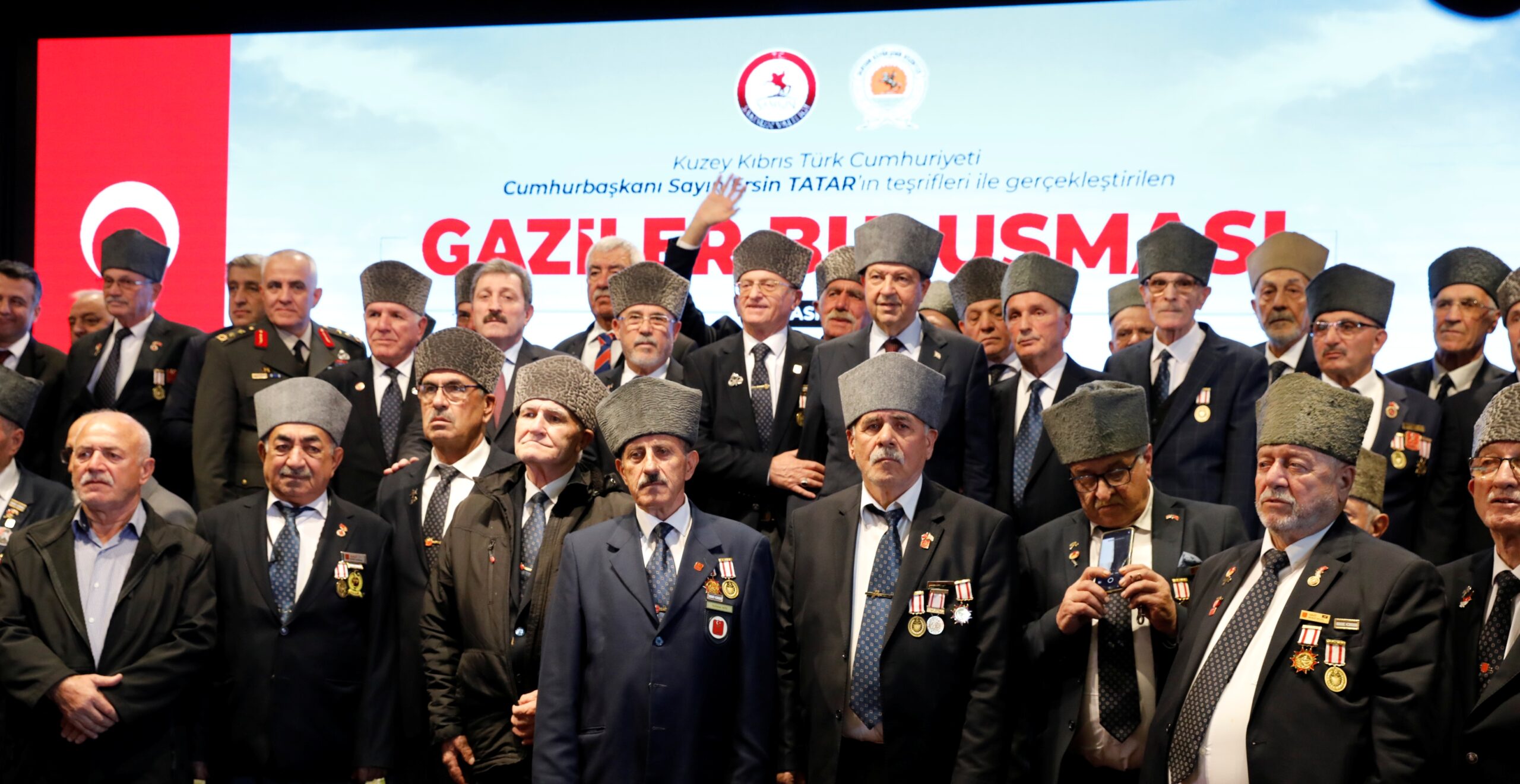 Cumhurbaşkanı Tatar, Samsun’da Kıbrıs gazileriyle bir araya geldi:”Kuzey Kıbrıs Türk Cumhuriyeti bağımsız bir devlettir, özgür bir devlettir, Kıbrıs Türk halkı kendi hürriyetiyle geleceğe yürümektedir”