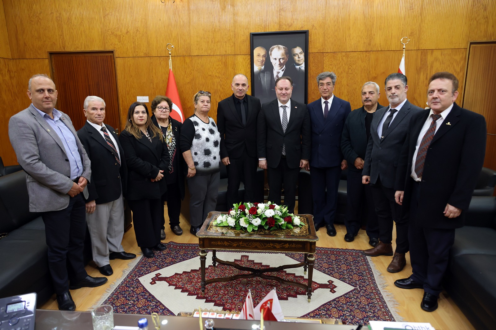 Meclis Başkanı Öztürkler Şehit Aileleri ve Malül Gaziler Derneğini kabul etti