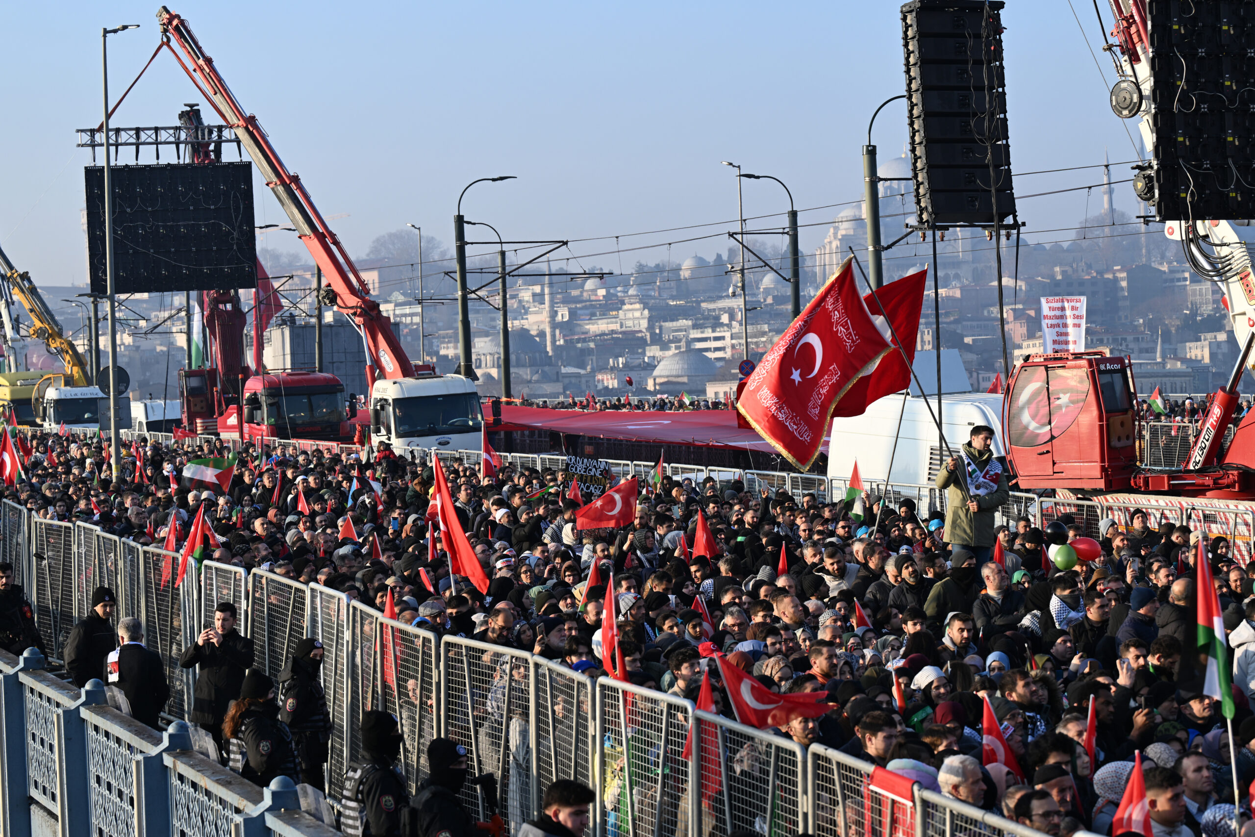 İstanbul’da Filistin’e destek yürüyüşü